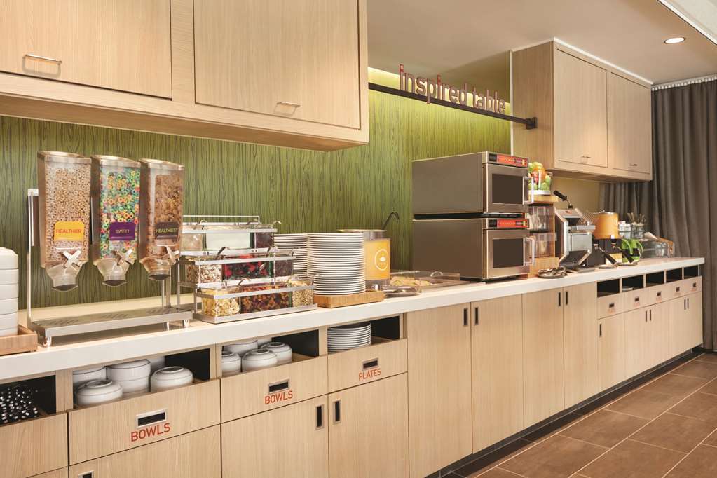 Home2 Suites By Hilton Warminster Horsham Restaurant foto